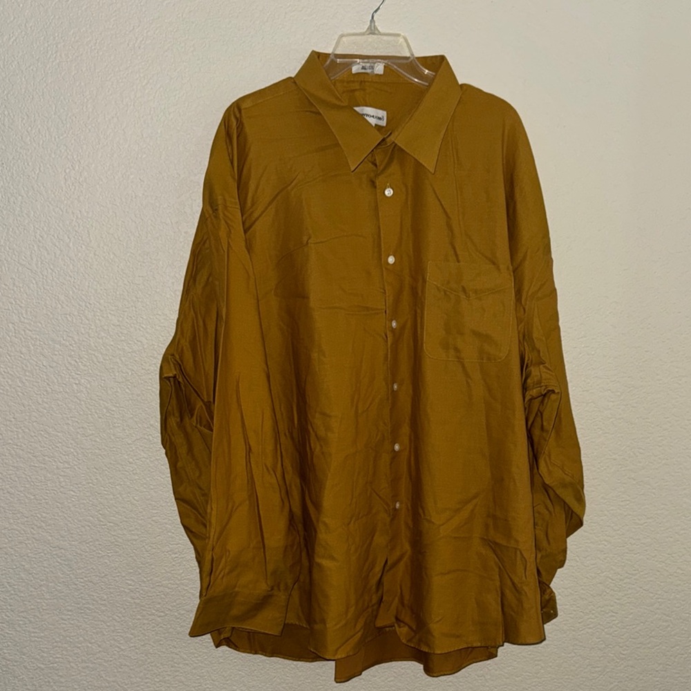 Pronto Uomo Men's Golden Button-Down Shirt